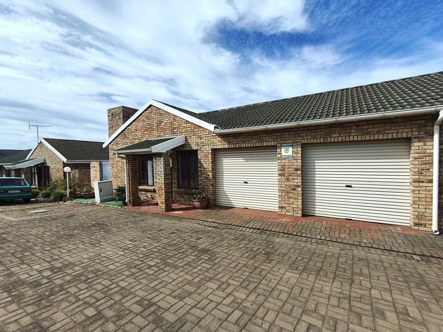 3 Bedroom Property for Sale in Jeffreys Bay Central Eastern Cape